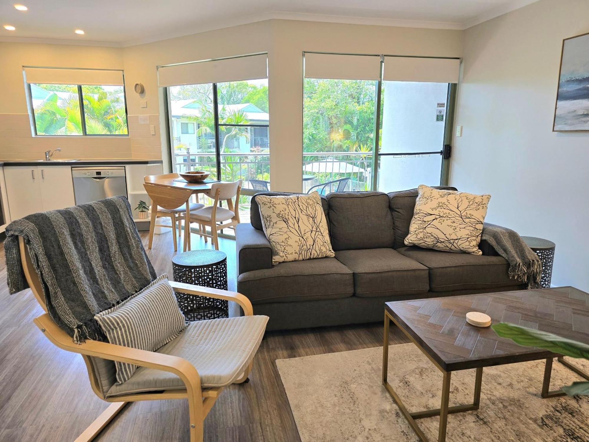นูซาริเวอร์ รีทรีต Apartment นูซาวิลล์ ภายนอก รูปภาพ